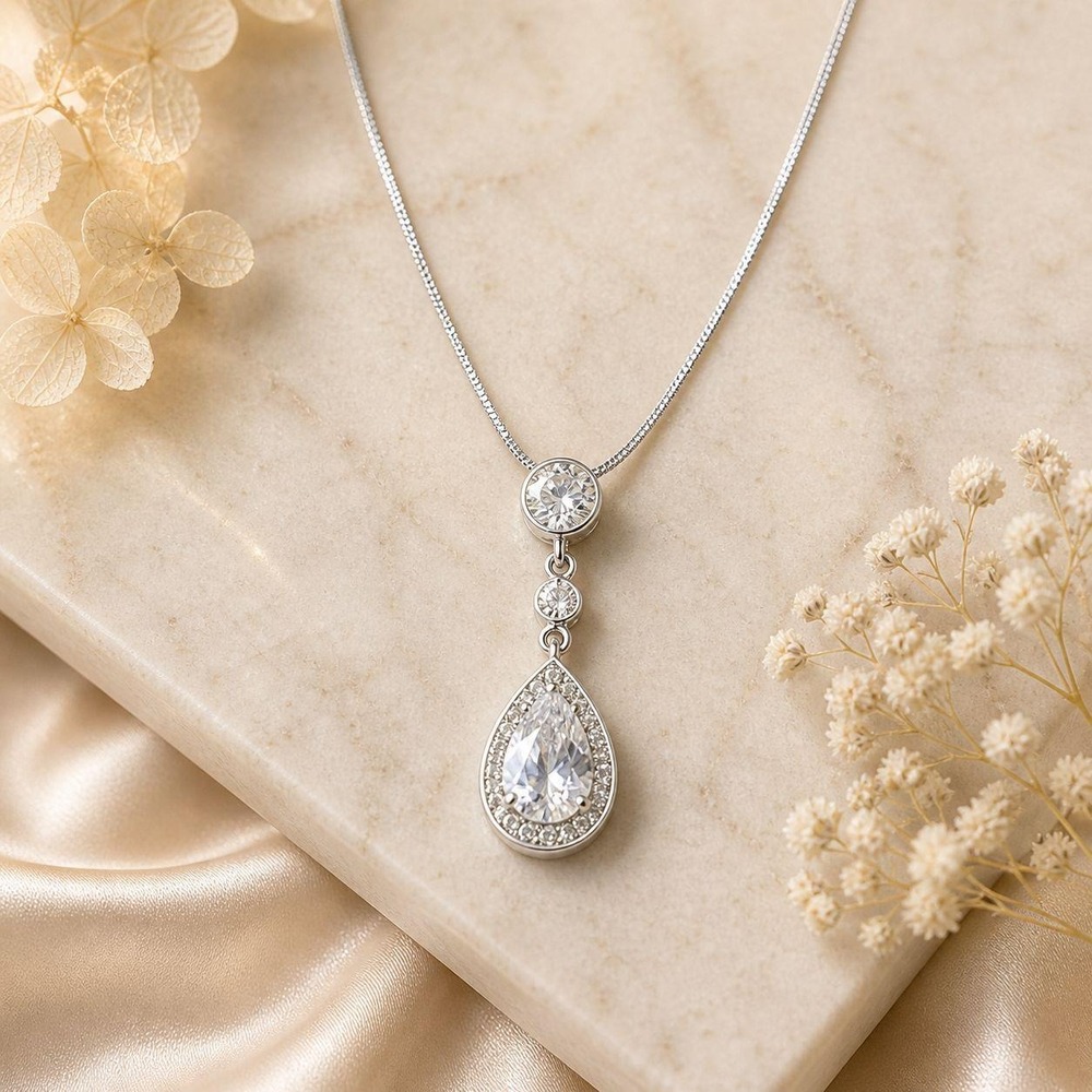 Vintage Clear Teardrop Swarovski Crystal Necklace Sterling Overlay Y2K Jewelry